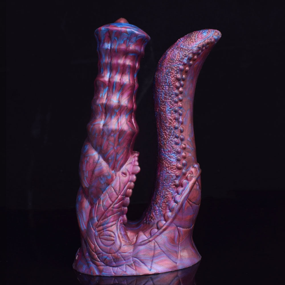 Doppio dildo mostruoso