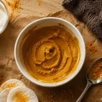 Curcuma bienfaits sur la peau : masque curcuma, aloe vera et yaourt contre taches et rougeurs